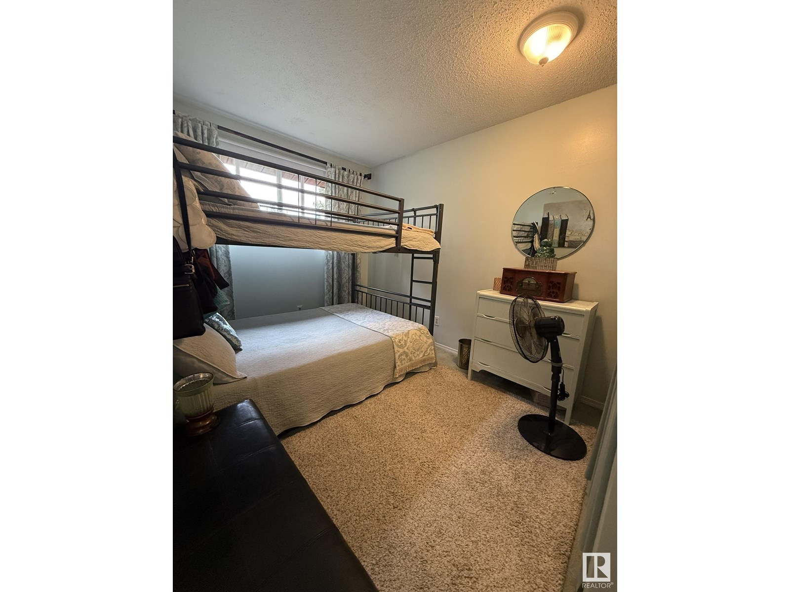 Photo 2 of 18525 66 Av Nw, Edmonton AB