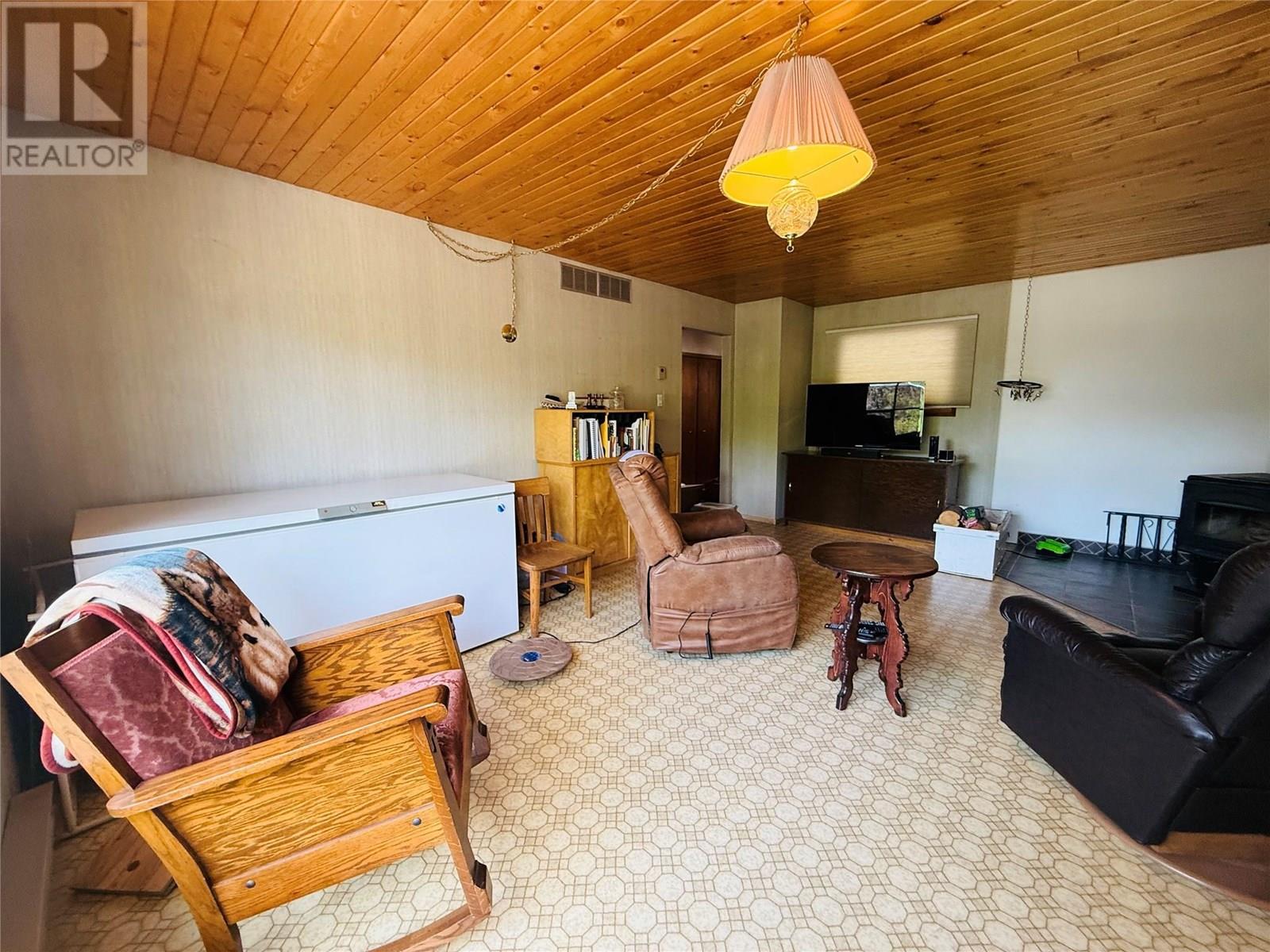 1410 10A Avenue, Invermere