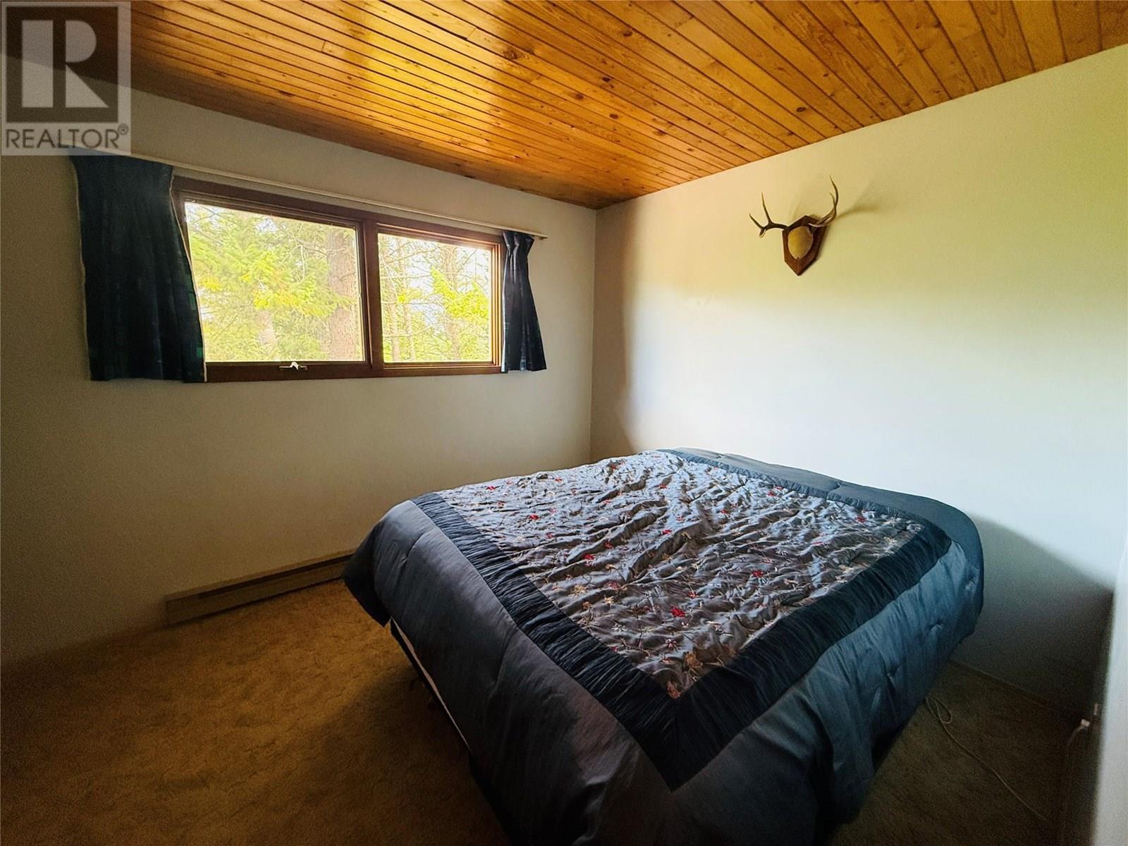 1410 10A Avenue, Invermere