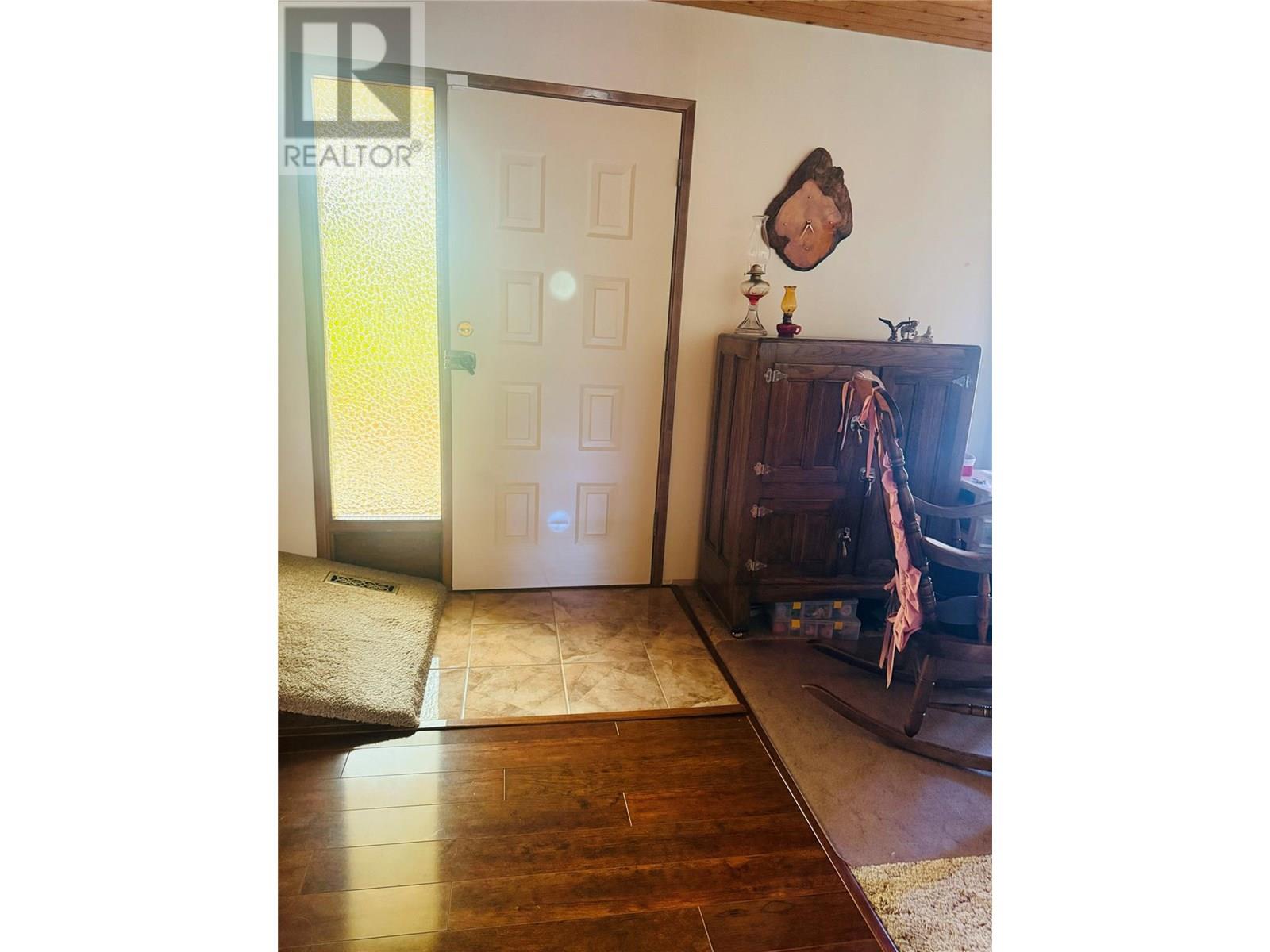 1410 10A Avenue, Invermere