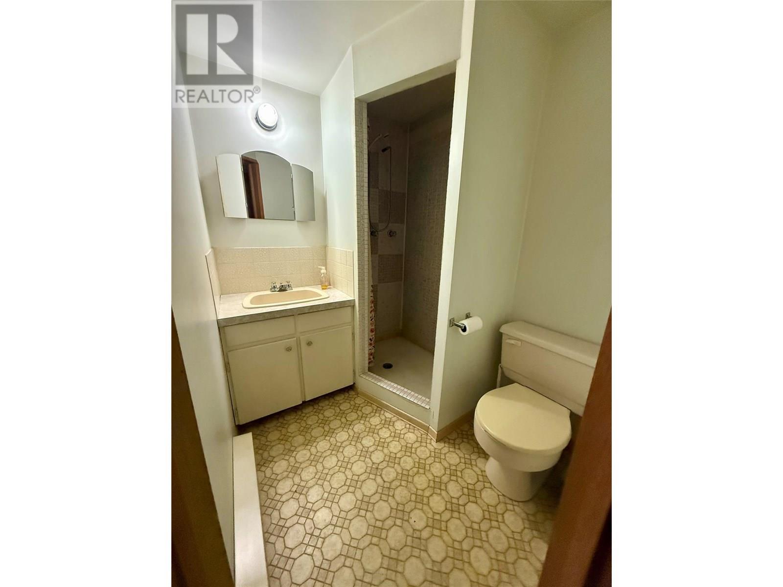 1410 10A Avenue, Invermere