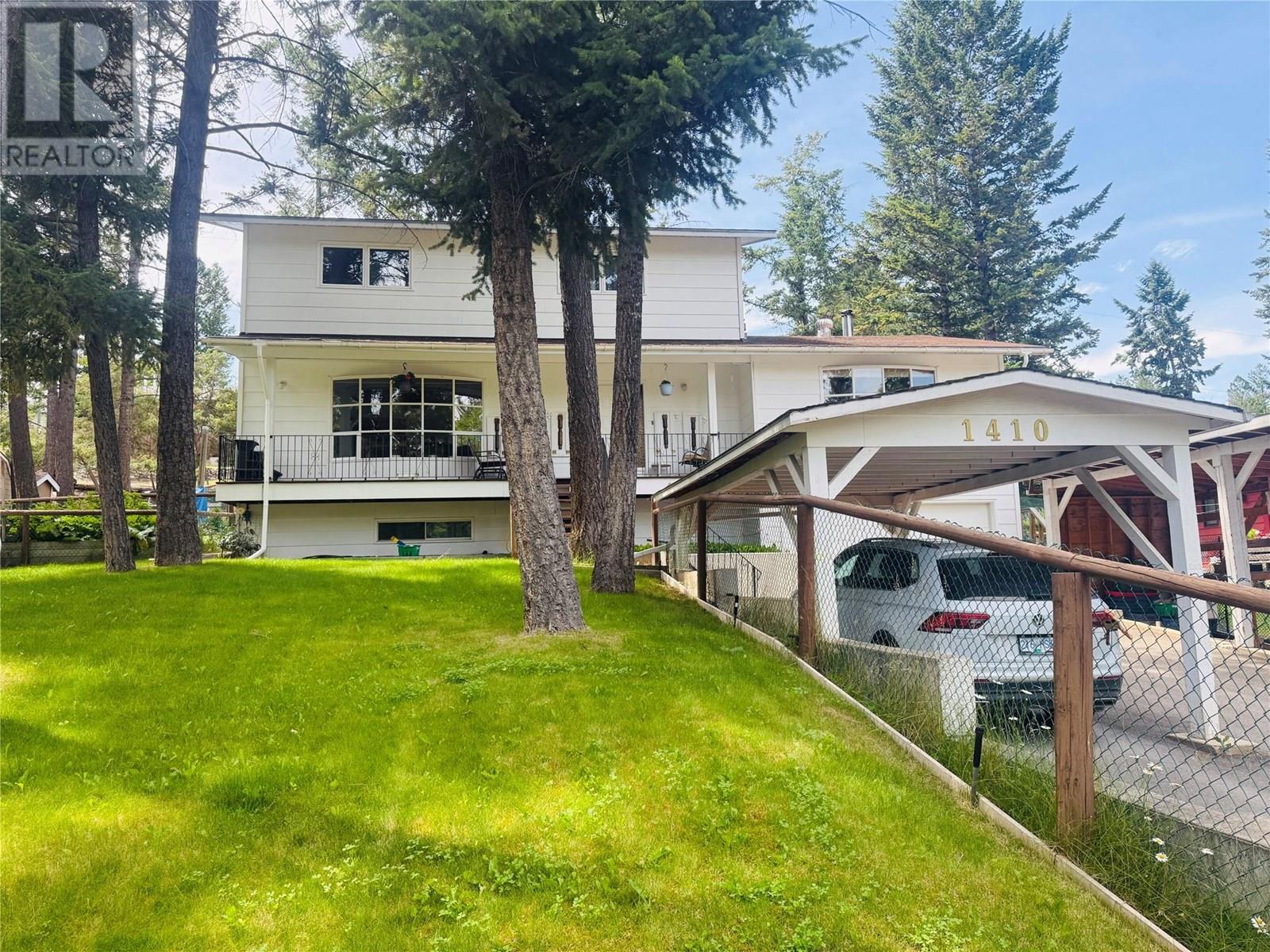 1410 10A Avenue, Invermere