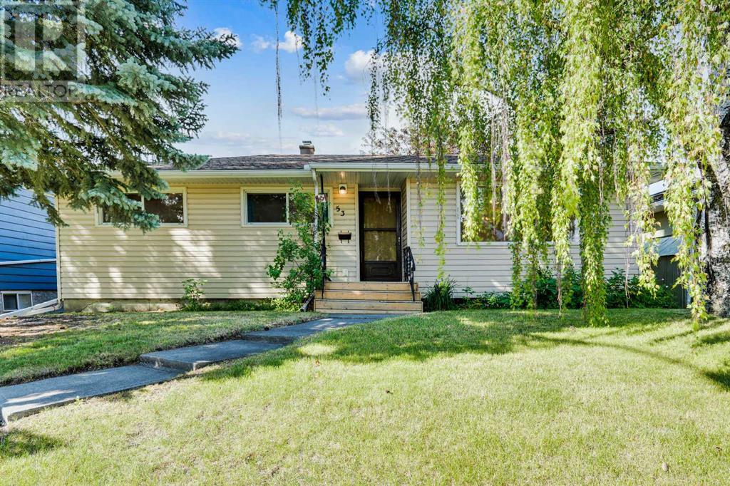 53 Hollyburn Road SW, Calgary, Alberta