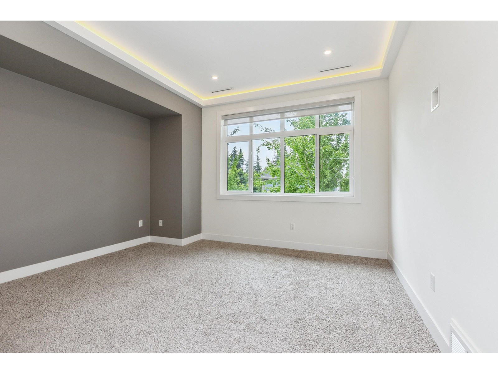 Photo 11 of 7 15177 60 Avenue, Surrey BC