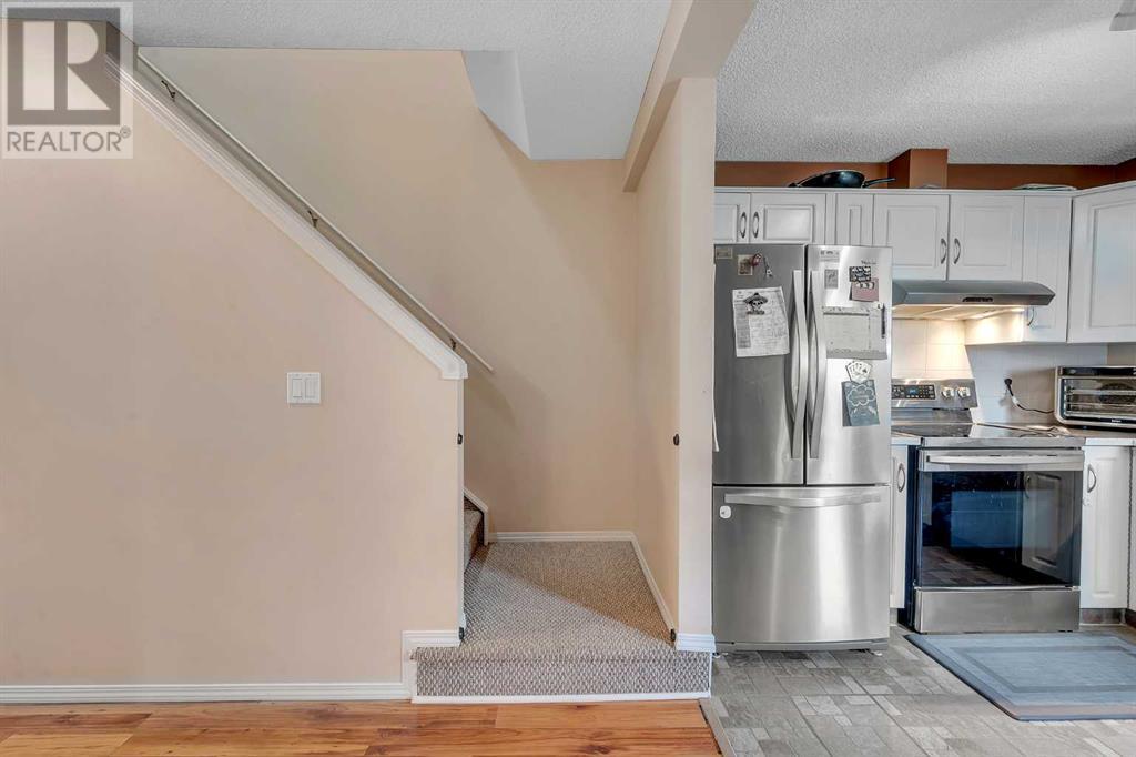 Single Family House for Sale in   Hidden Hills Terrace NW Hidden Valley Calgary 