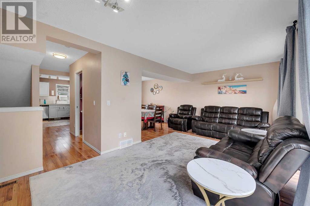 Single Family House for Sale in   Hidden Hills Terrace NW Hidden Valley Calgary 