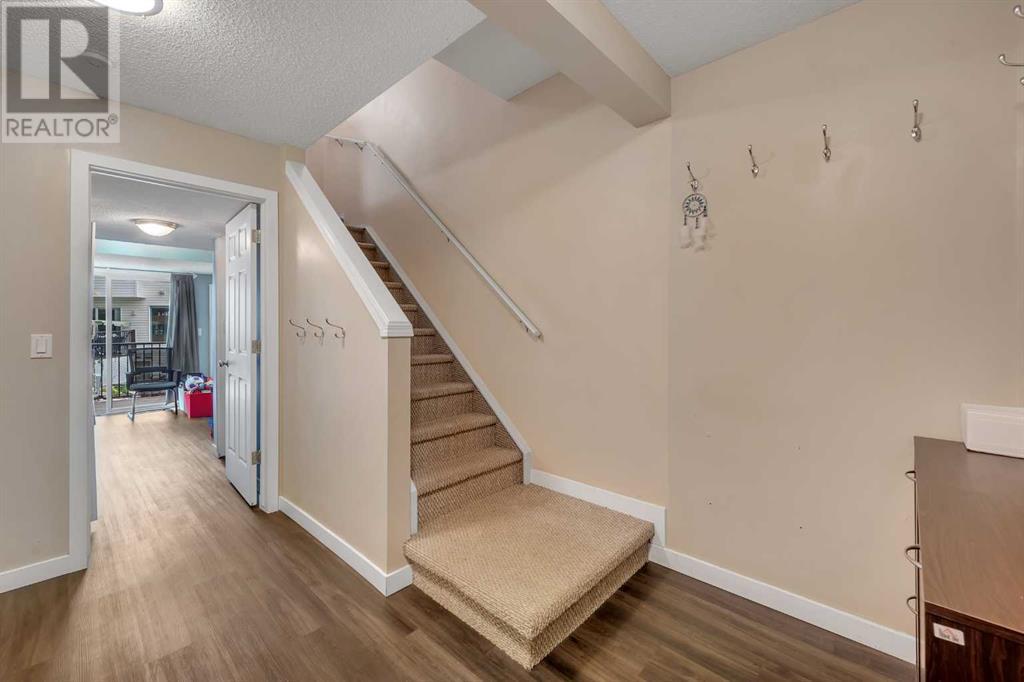 Single Family House for Sale in   Hidden Hills Terrace NW Hidden Valley Calgary 
