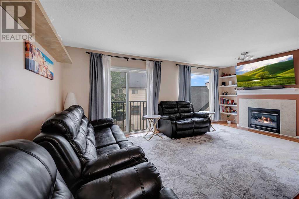 Single Family House for Sale in   Hidden Hills Terrace NW Hidden Valley Calgary 