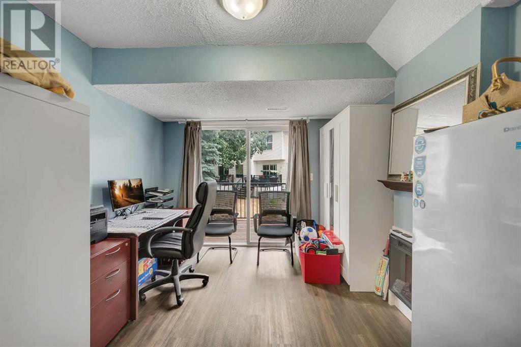 Single Family House for Sale in   Hidden Hills Terrace NW Hidden Valley Calgary 