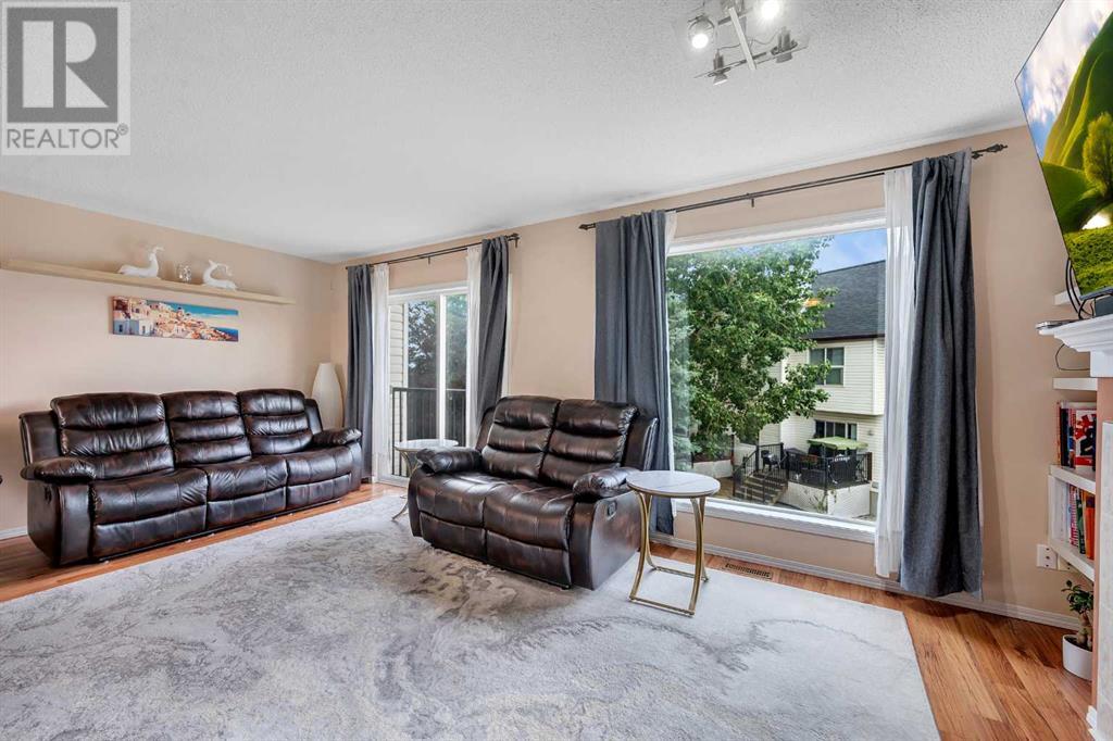 Single Family House for Sale in   Hidden Hills Terrace NW Hidden Valley Calgary 