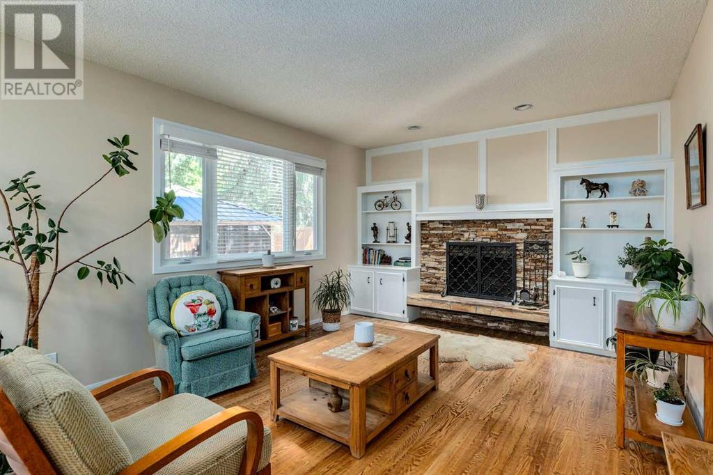 Single Family House for Sale in  Millbank Court SW Millrise Calgary 
