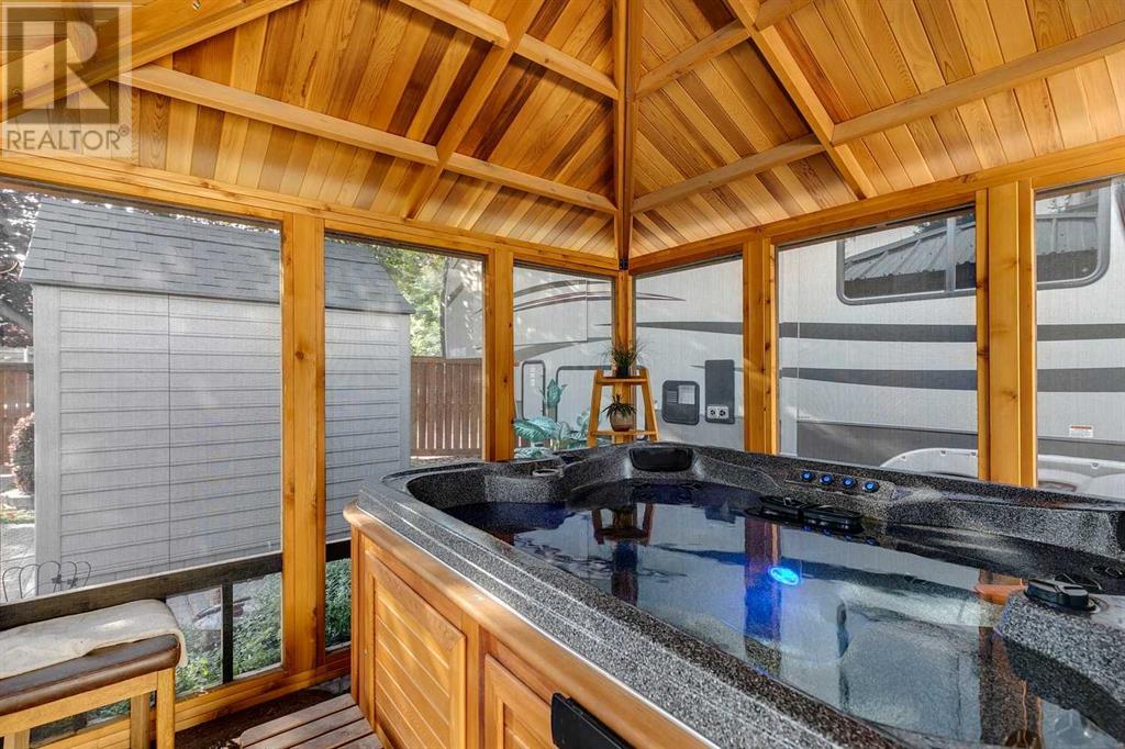 Single Family House for Sale in  Millbank Court SW Millrise Calgary 