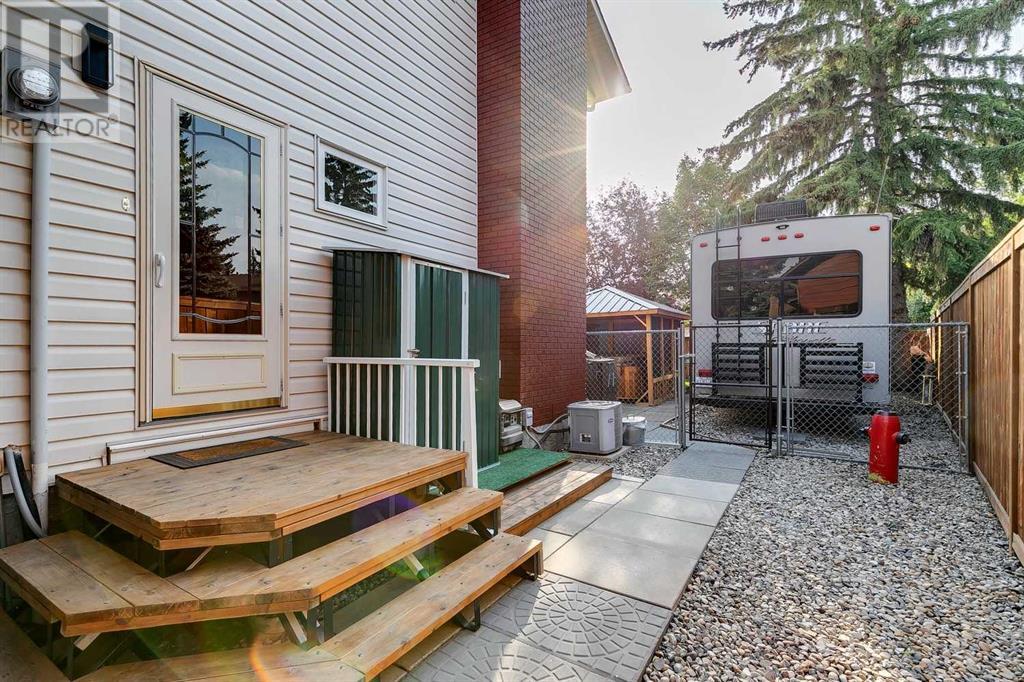 Single Family House for Sale in  Millbank Court SW Millrise Calgary 
