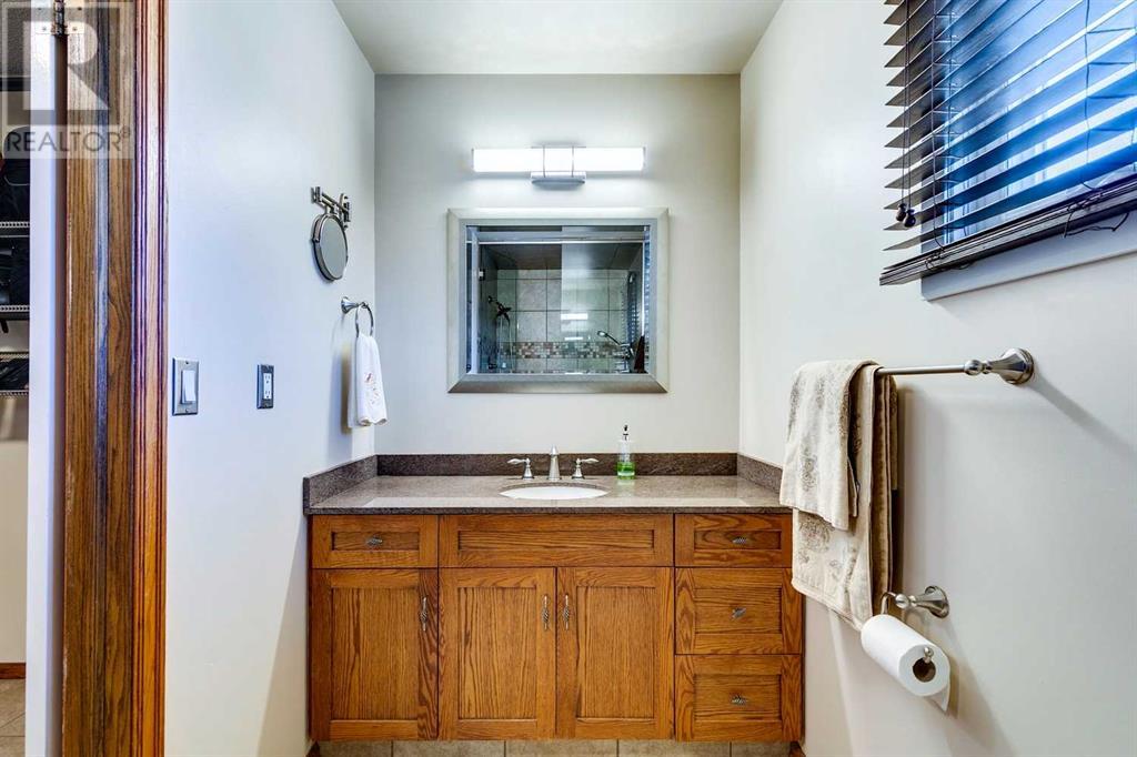 Single Family House for Sale in  Millbank Court SW Millrise Calgary 
