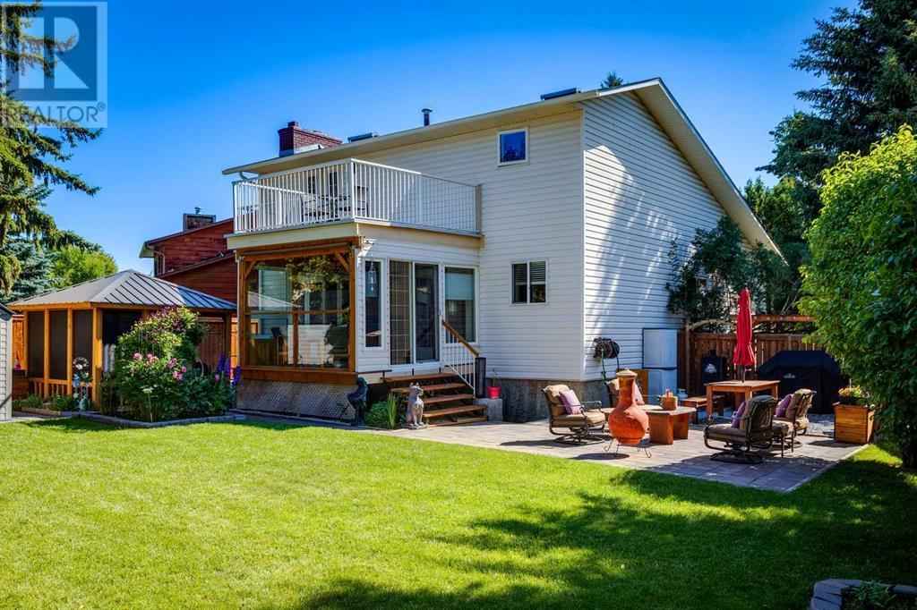 Single Family House for Sale in  Millbank Court SW Millrise Calgary 