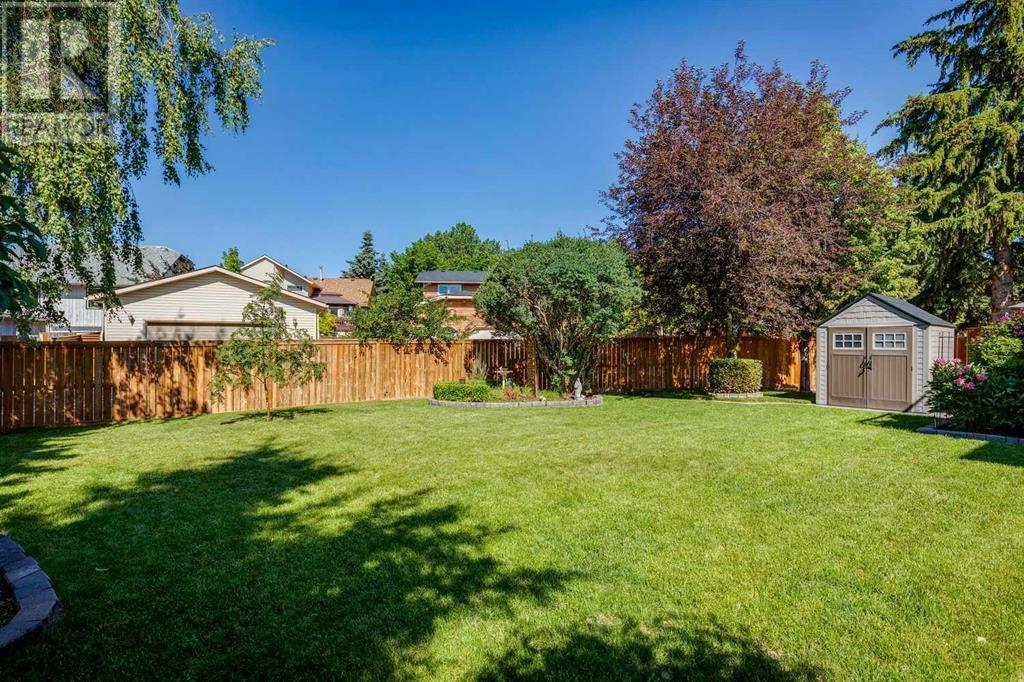 Single Family House for Sale in  Millbank Court SW Millrise Calgary 