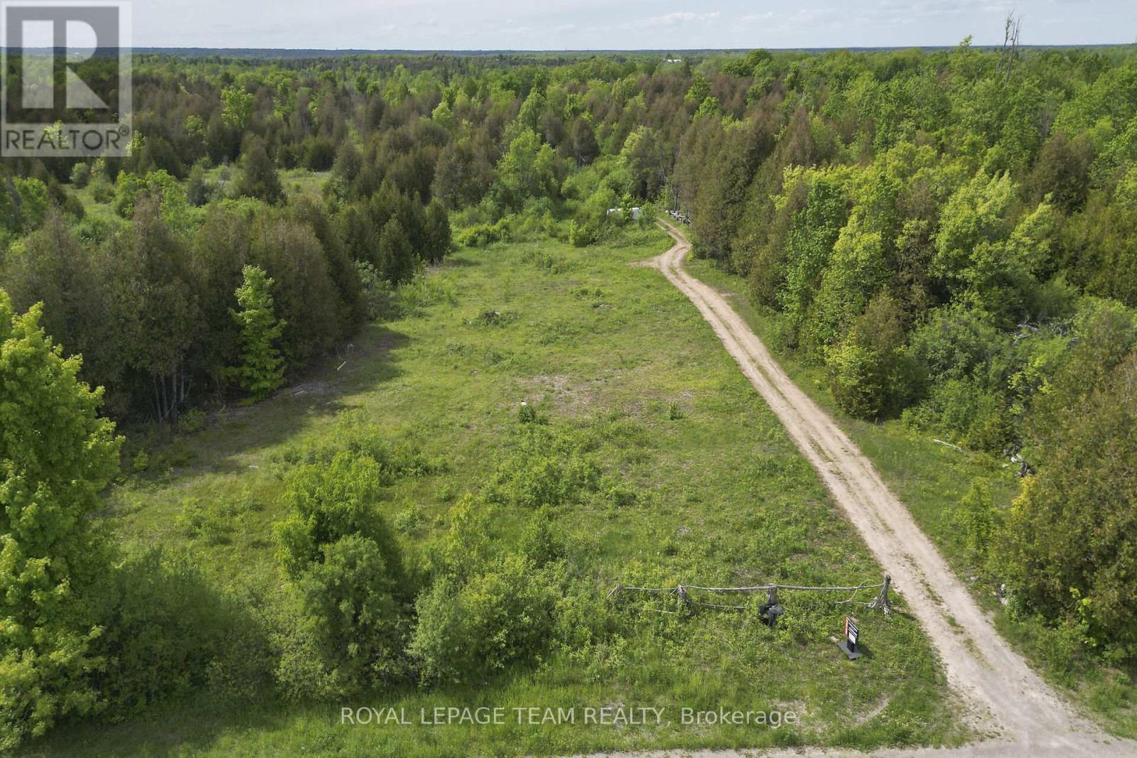 Photo 1 of 688 Kitley Line 8 Road, Elizabethtownkitley ON