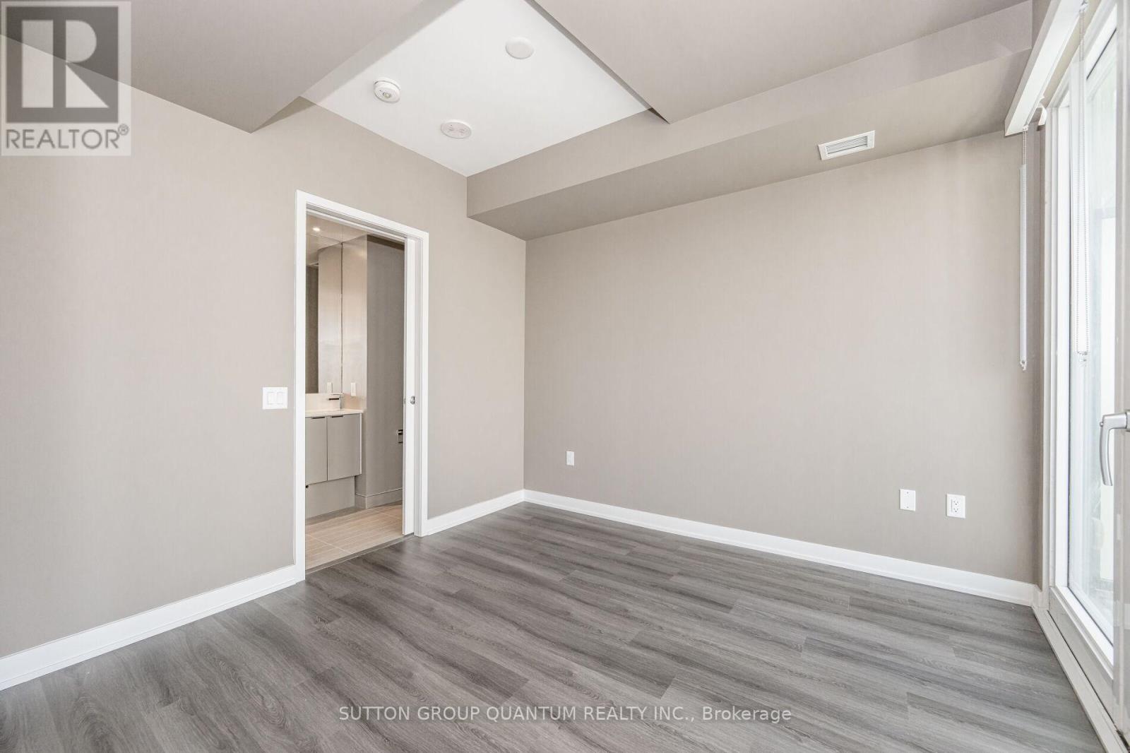Photo 15 of 3203 3883 Quartz Road, Mississauga ON