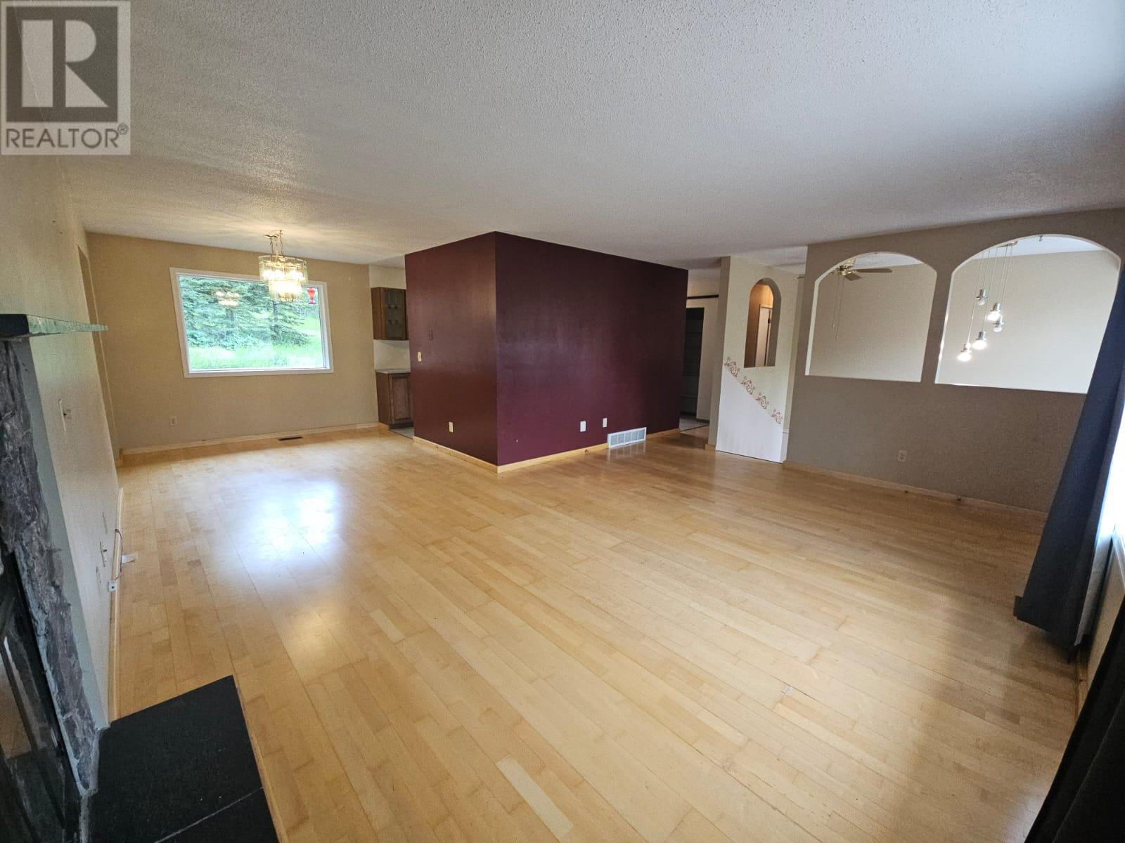 5316 Hillside Avenue NW, Chetwynd