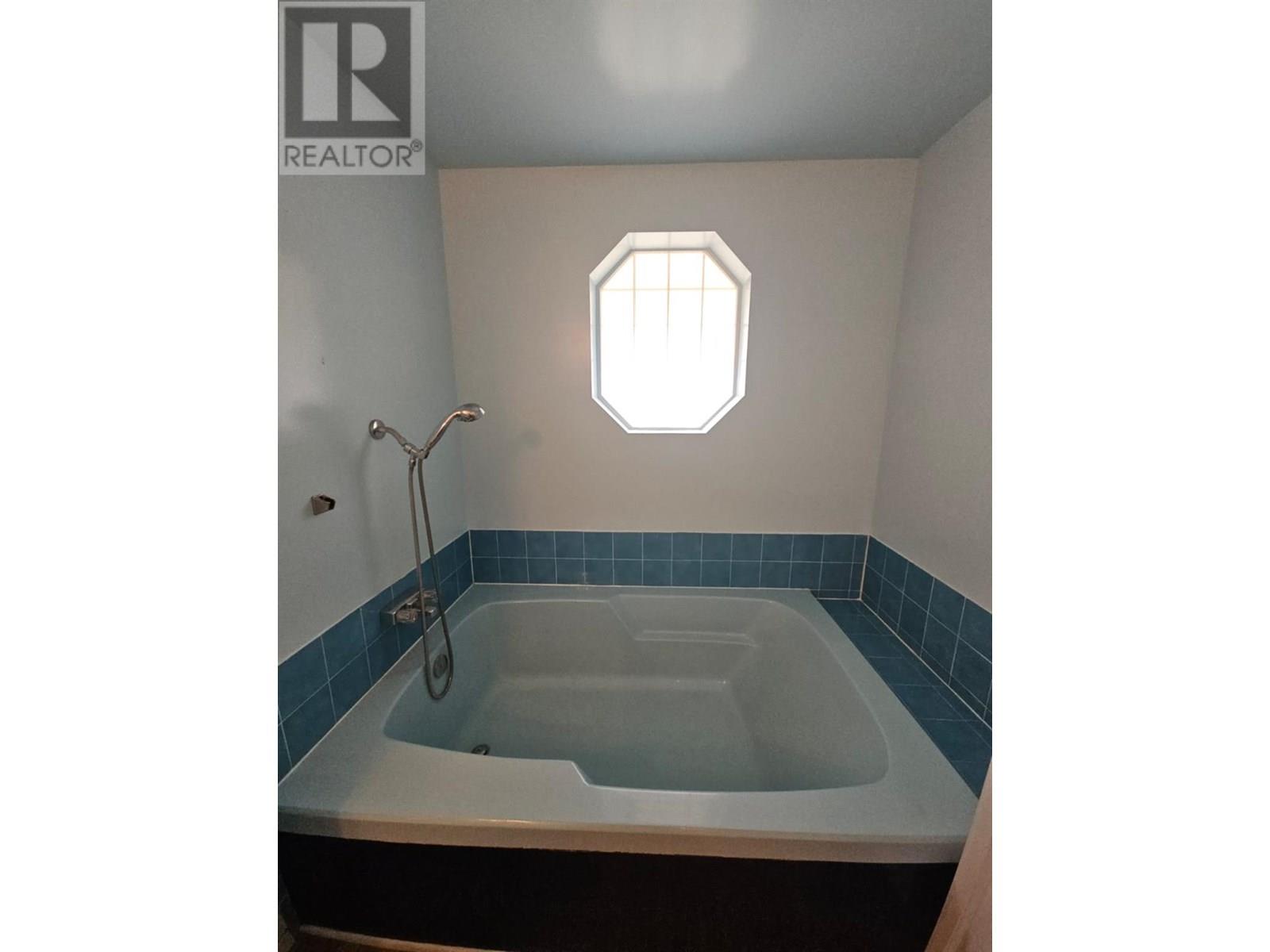 5316 Hillside Avenue NW, Chetwynd