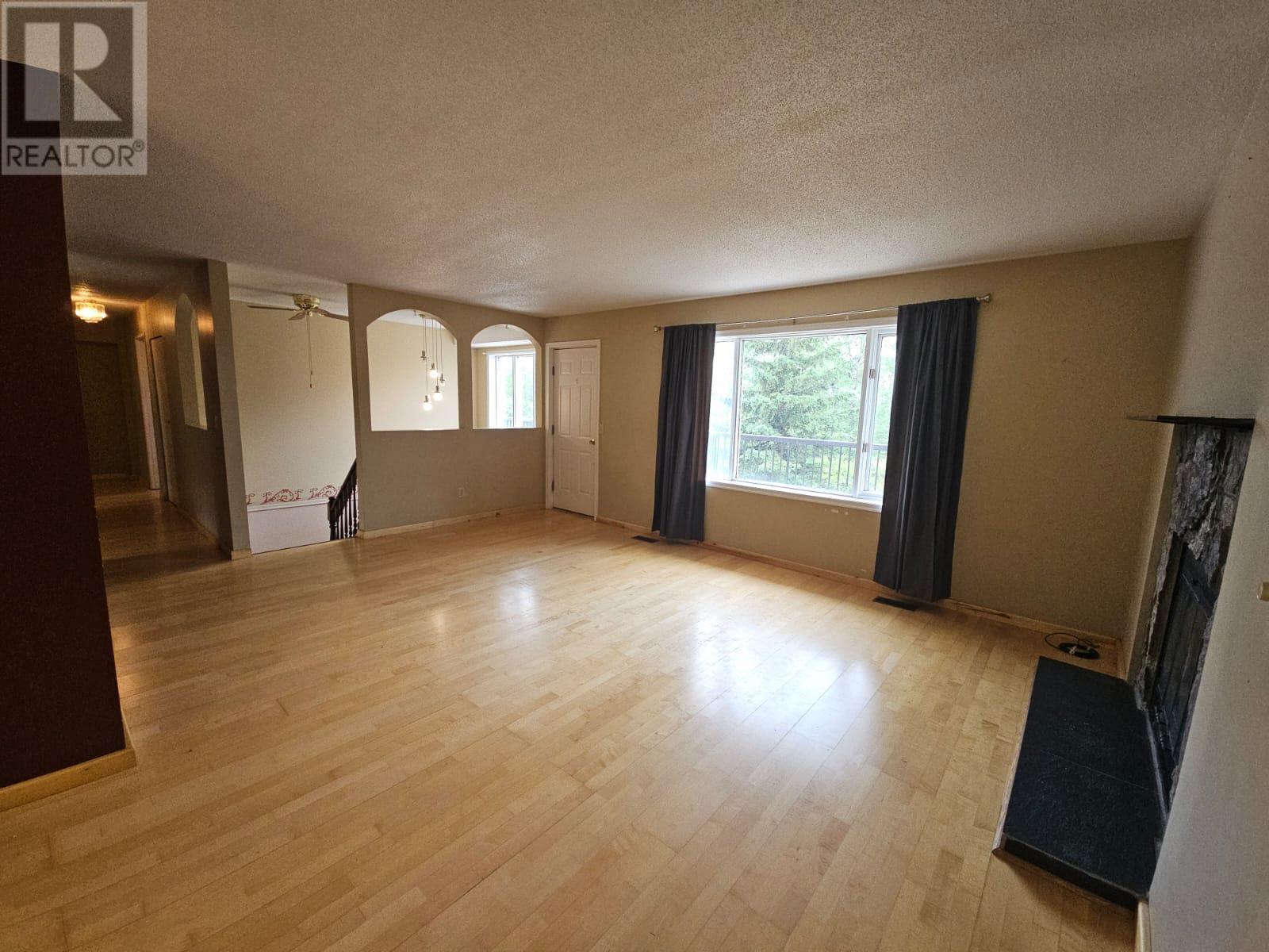 5316 Hillside Avenue NW, Chetwynd