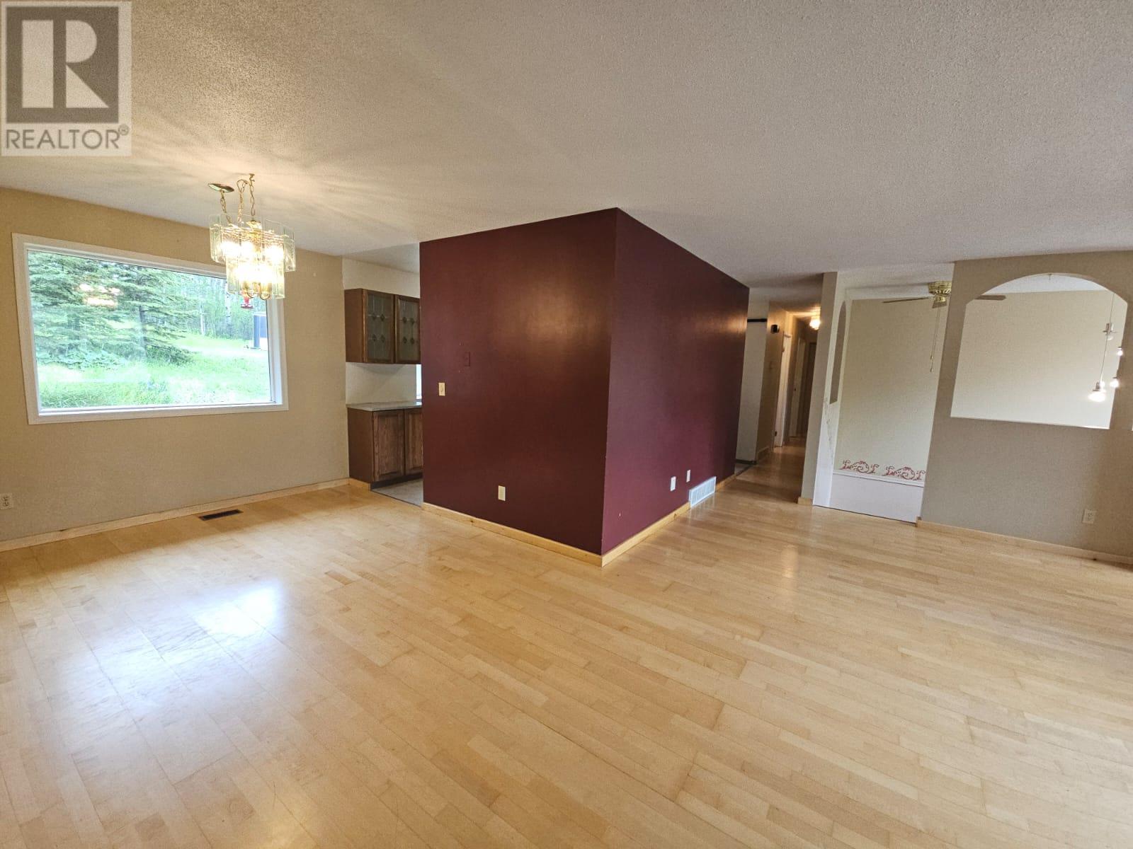 5316 Hillside Avenue NW, Chetwynd