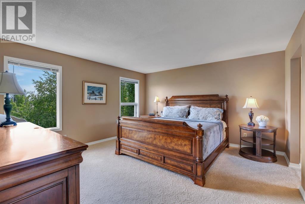 Single Family House for Sale in  Evergreen Terrace SW Evergreen Calgary 
