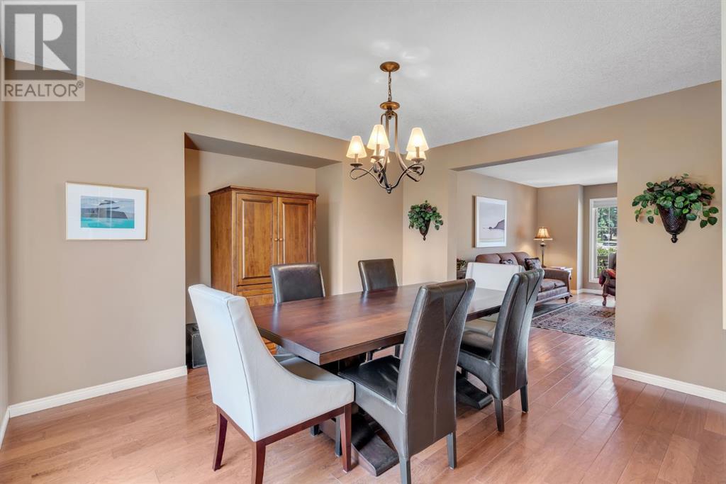 Single Family House for Sale in  Evergreen Terrace SW Evergreen Calgary 