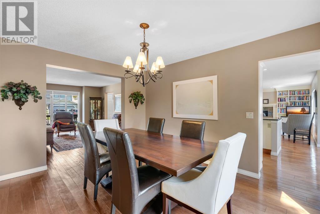 Single Family House for Sale in  Evergreen Terrace SW Evergreen Calgary 