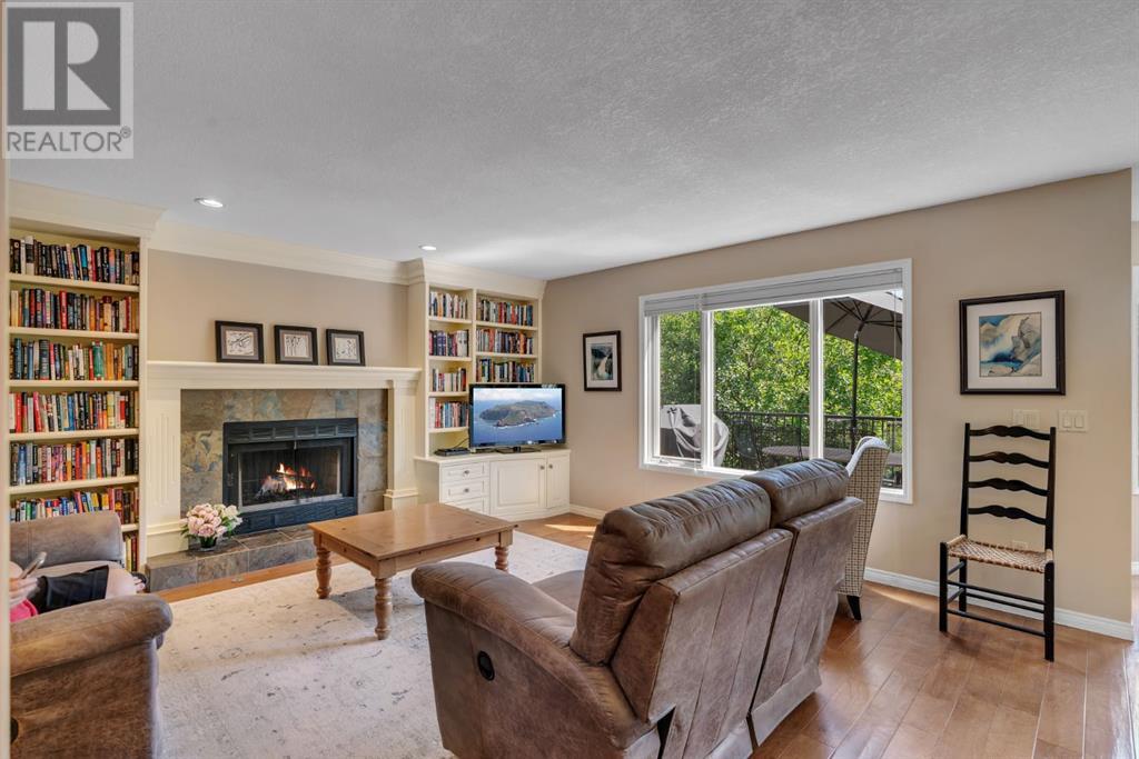 Single Family House for Sale in  Evergreen Terrace SW Evergreen Calgary 