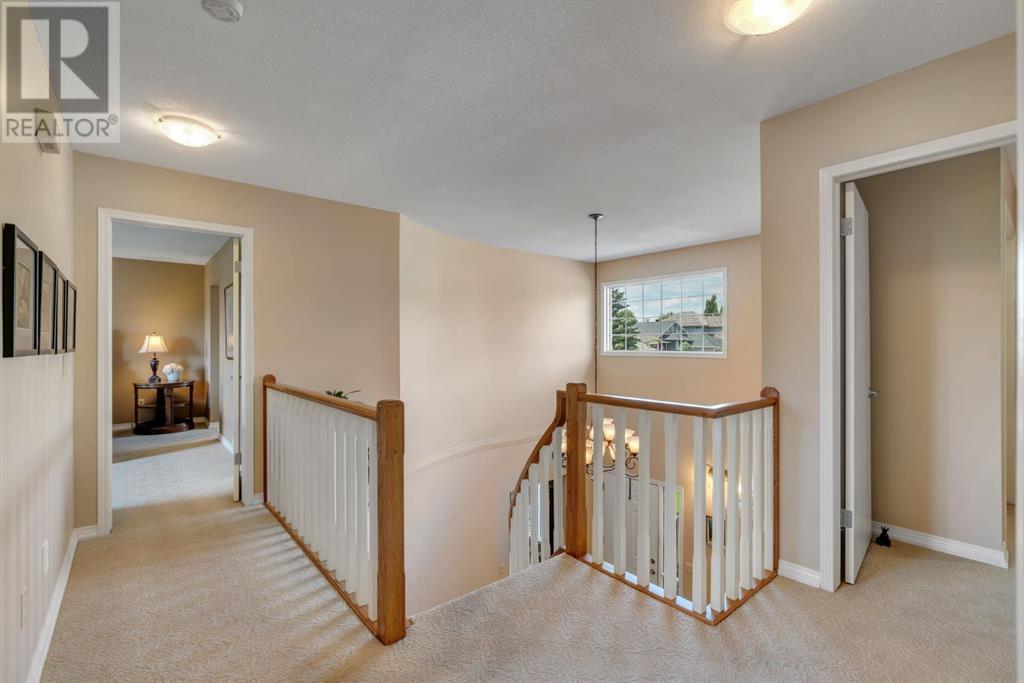 Single Family House for Sale in  Evergreen Terrace SW Evergreen Calgary 