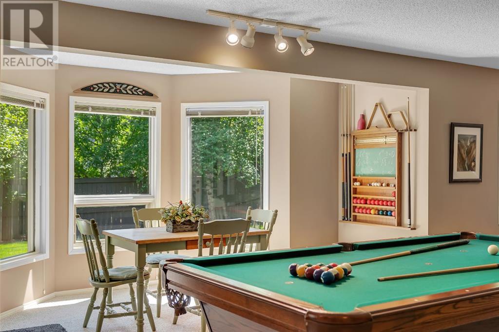 Single Family House for Sale in  Evergreen Terrace SW Evergreen Calgary 