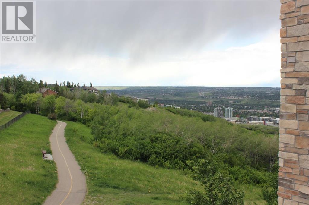 Single Family House for Sale in   Cougar Ridge Landing SW Patterson Calgary 
