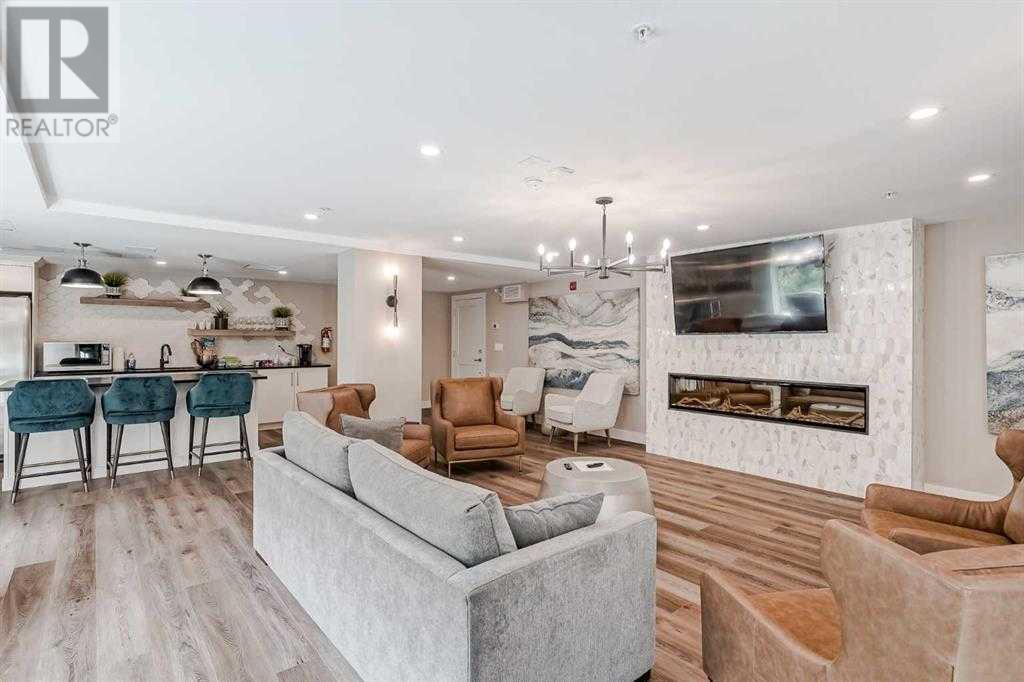 Single Family House for Sale in   Cougar Ridge Landing SW Patterson Calgary 