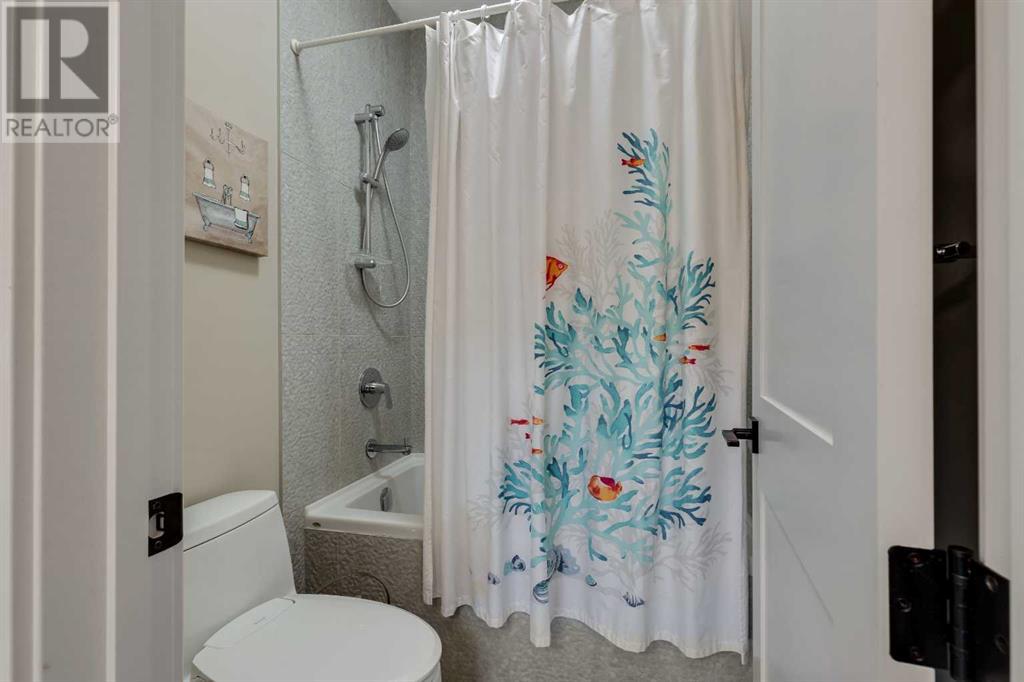 Single Family House for Sale in  Mystic Ridge Way SW Springbank Hill Calgary 