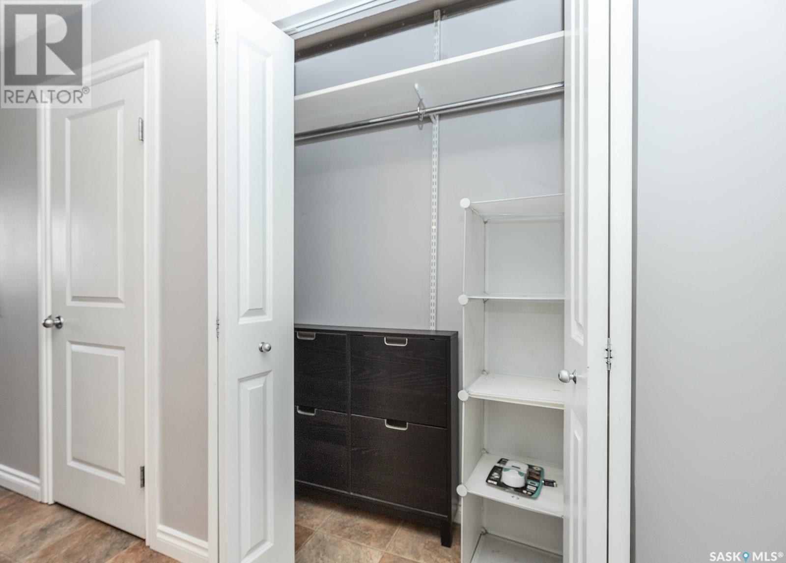 Photo 5 of 6 111 St Lawrence Crescent, Saskatoon SK