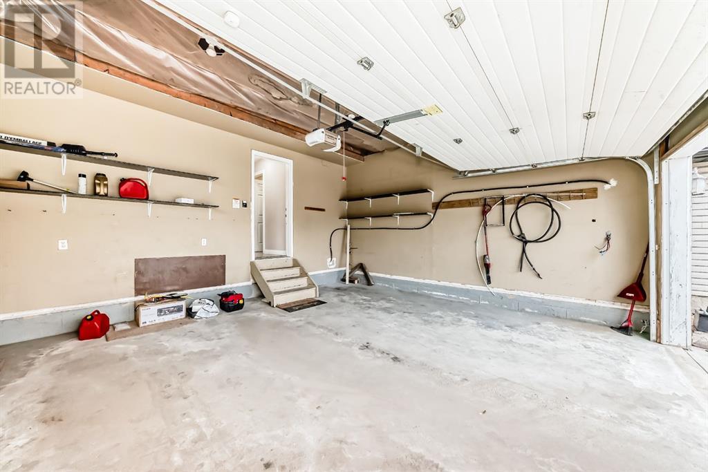 Single Family House for Sale in  Taracove Way NE Taradale Calgary 