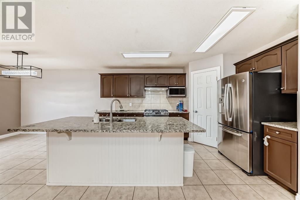 Single Family House for Sale in  Taracove Way NE Taradale Calgary 
