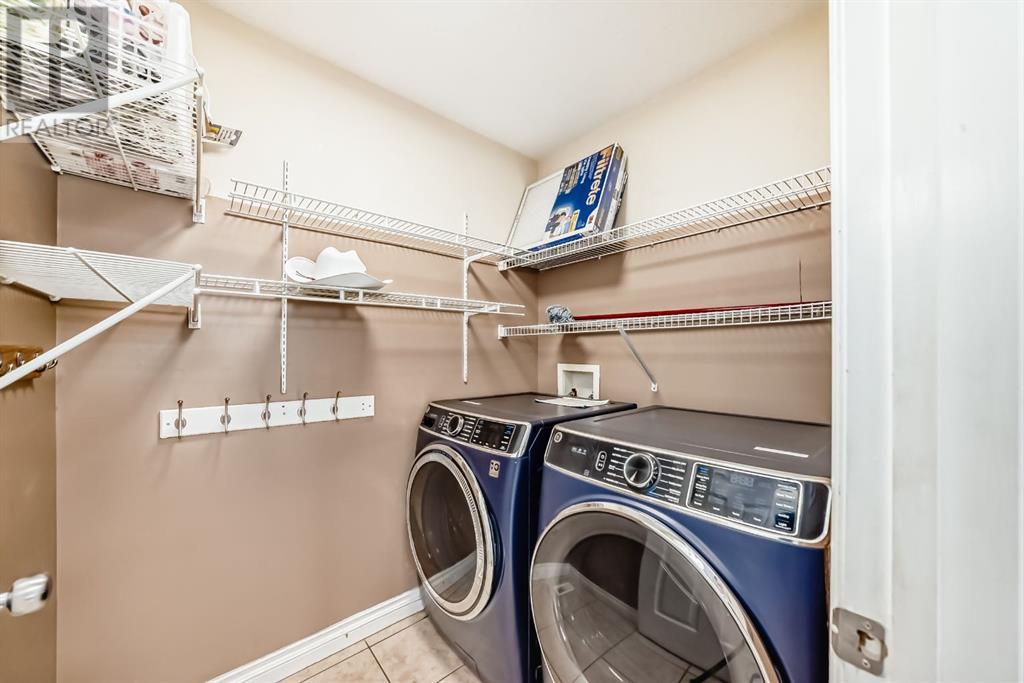 Single Family House for Sale in  Taracove Way NE Taradale Calgary 