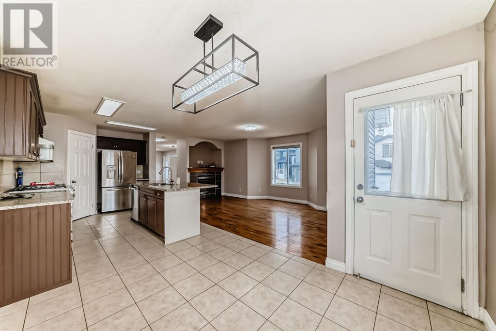 Single Family House for Sale in  Taracove Way NE Taradale Calgary 