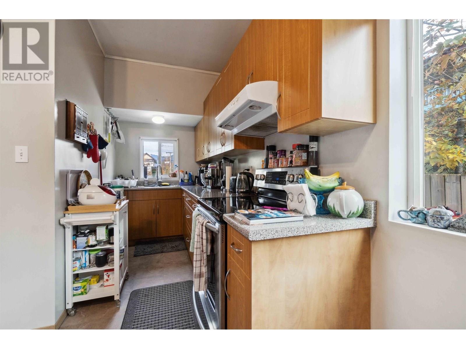 1649 GRANT STREET, Vancouver