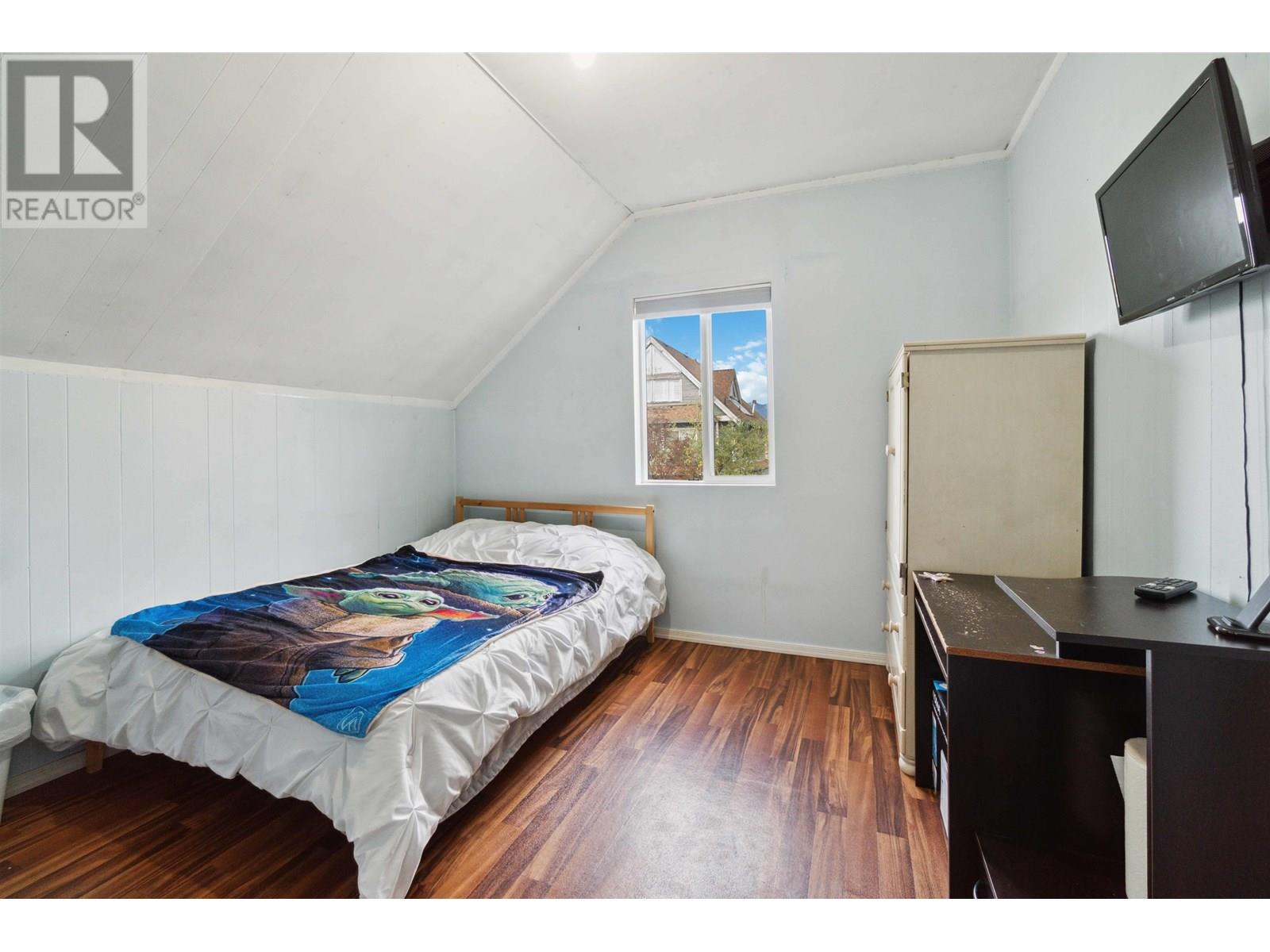 1649 GRANT STREET, Vancouver