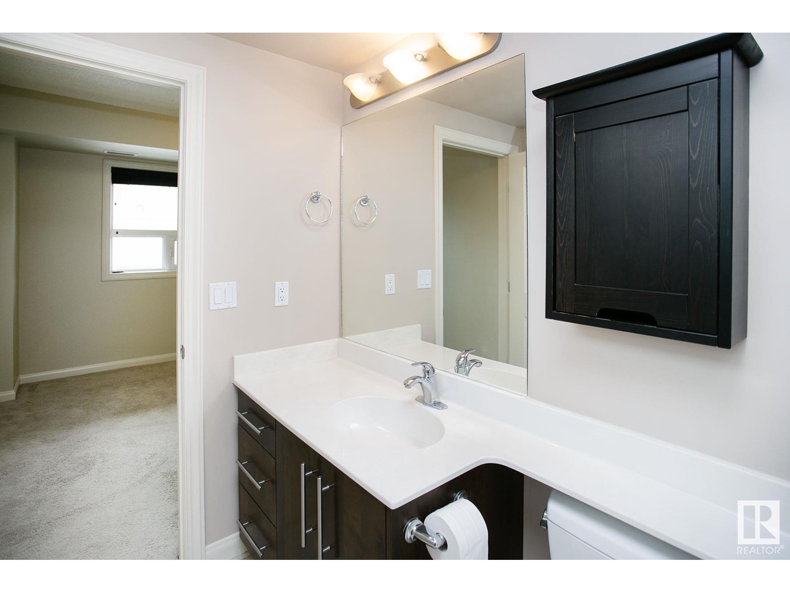Photo 12 of 303 9819 104 St Nw, Edmonton AB