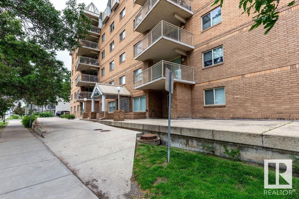 Photo 4 of 203 8728 Gateway Bv Nw, Edmonton AB