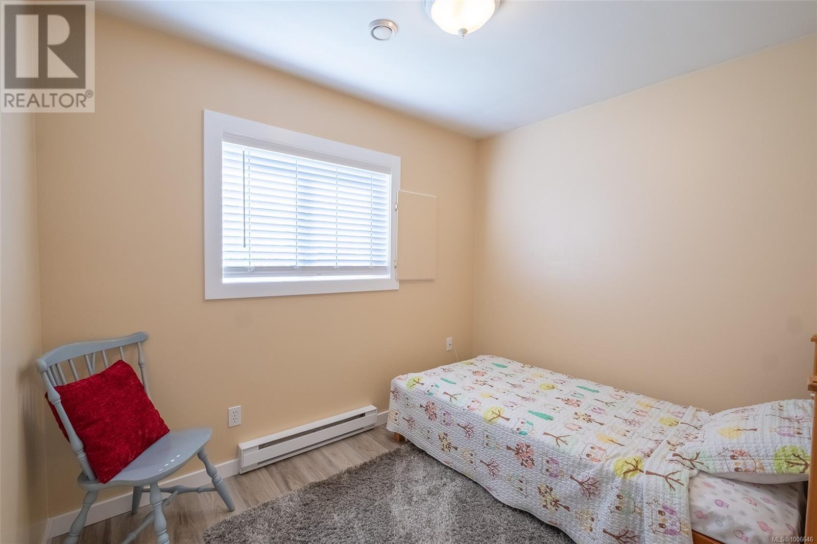 Photo 16 of 1251 Westurne Heights Rd, Whiskey Creek BC