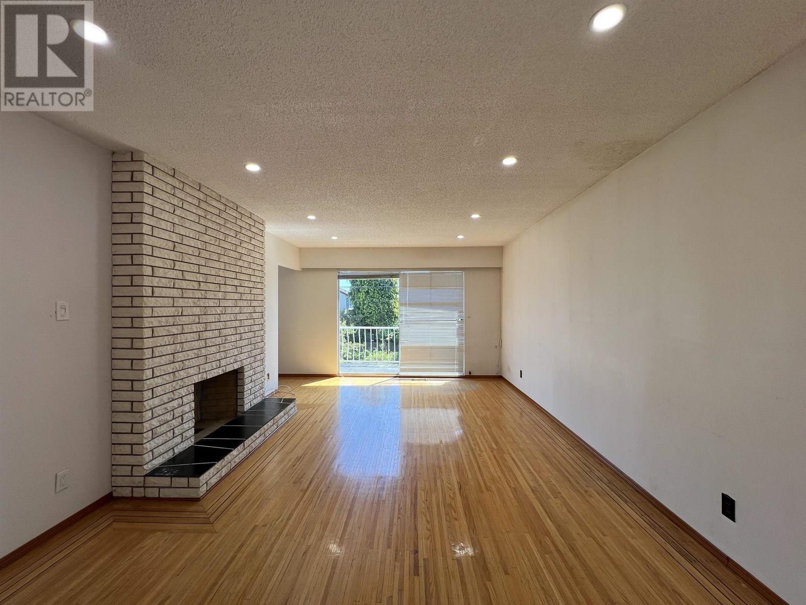 Photo 26 of 235 E 62nd Avenue, Vancouver BC