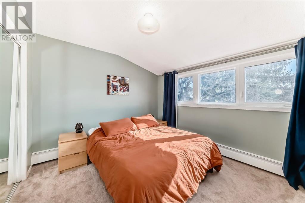Single Family House Multi-level for Sale in   A Street NE Renfrew Calgary 