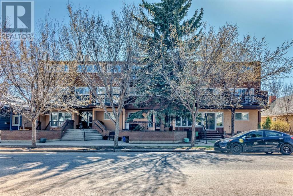 Single Family House Multi-level for Sale in   A Street NE Renfrew Calgary 