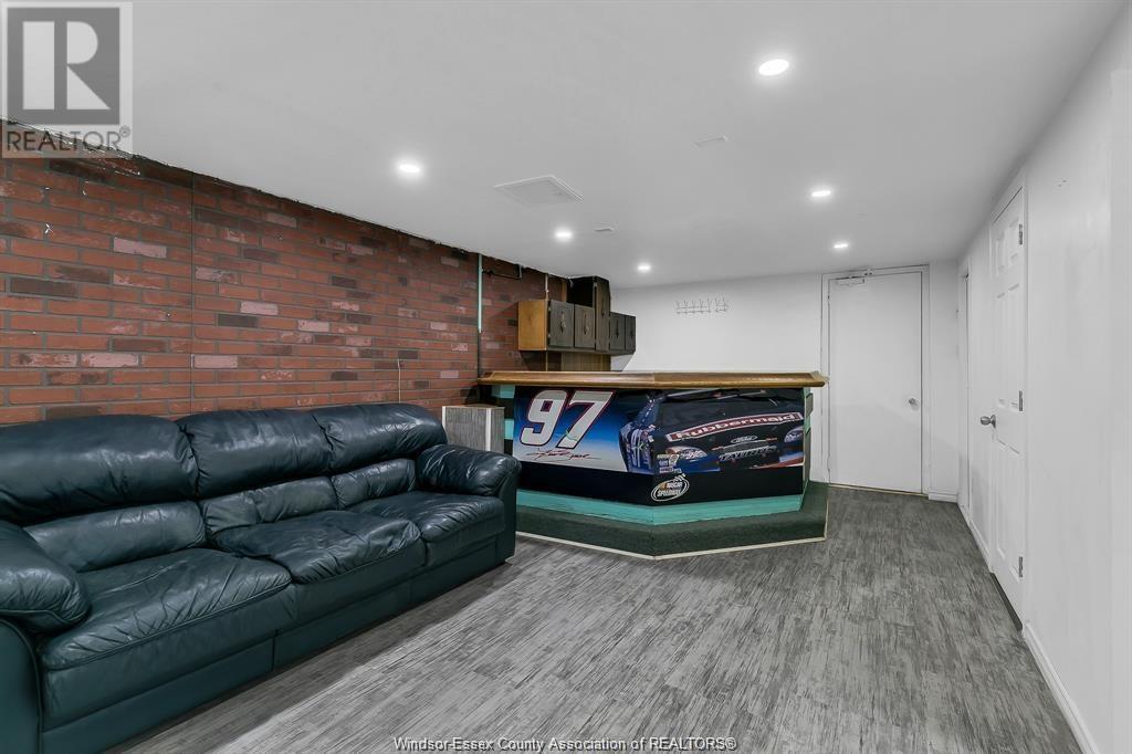 Photo 25 of 3850 Harcourt, Windsor ON