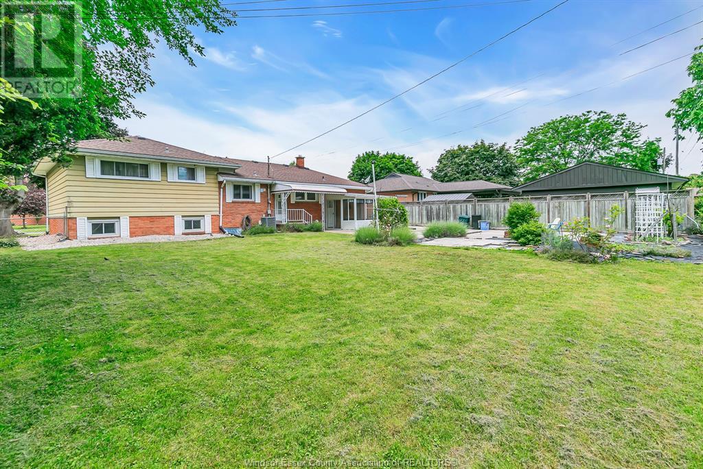 Photo 32 of 3850 Harcourt, Windsor ON